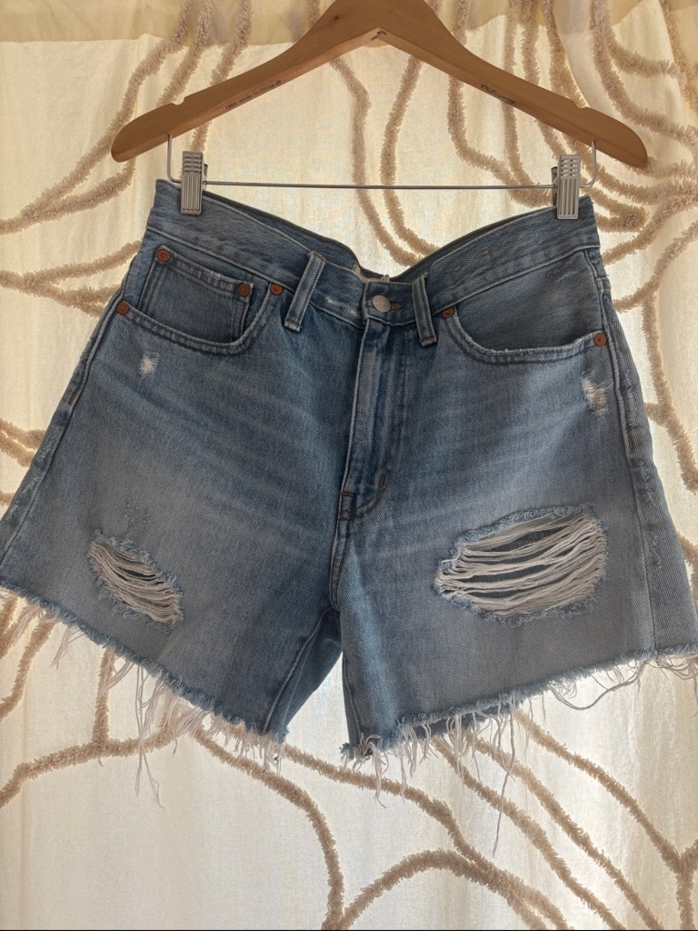 Madewell Relaxed Mid-Length Denim Short Light wash size 27